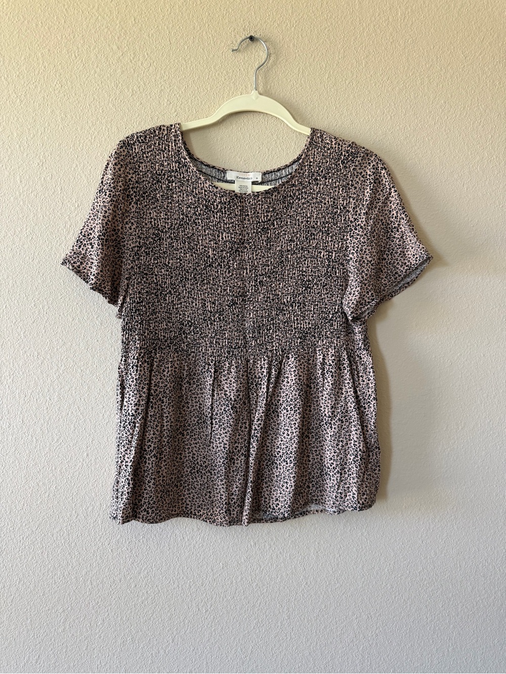 URBAN Romantics Black and Cream Smocked Peplum Blouse